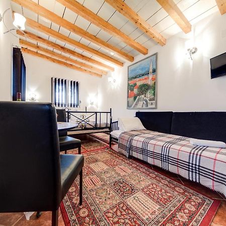 Oasis Seaside Rooms Будва Экстерьер фото